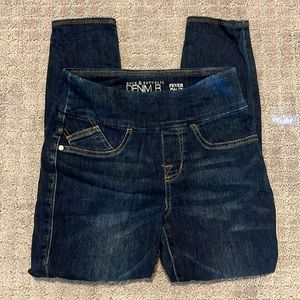 Rock Republic Crop Jeans